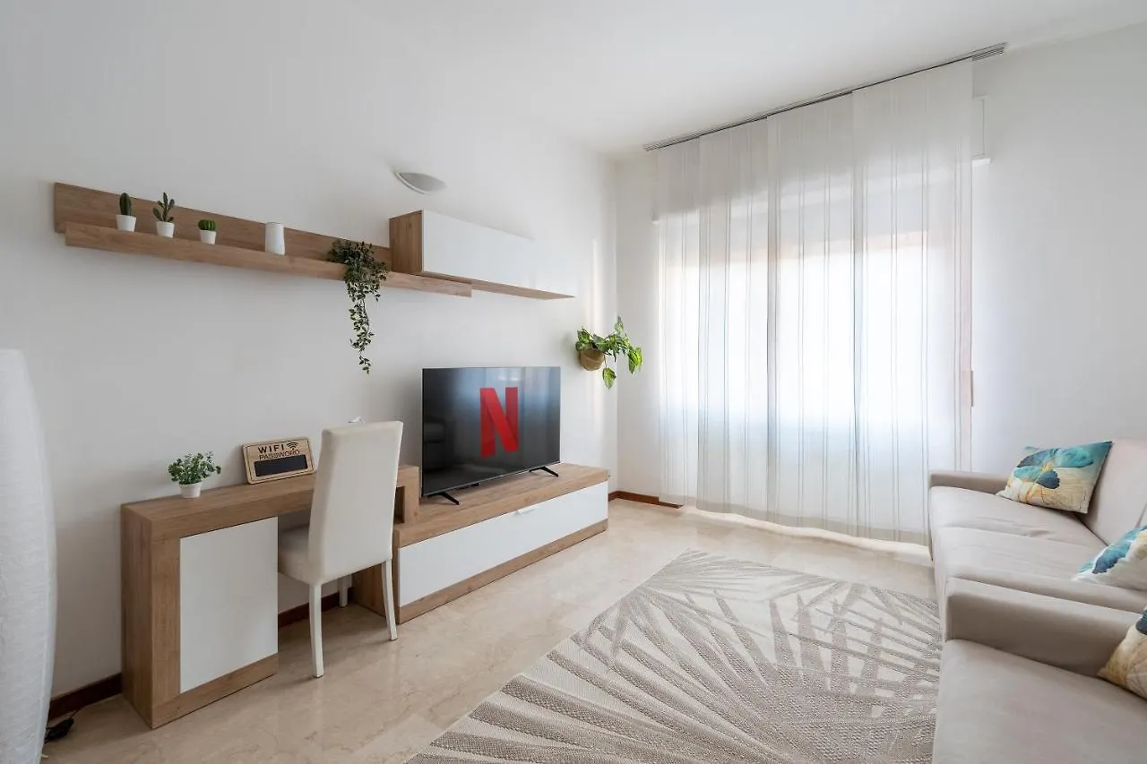 דירות מילאנו San Siro Big House Wifi Netflix Free Parking איטליה
