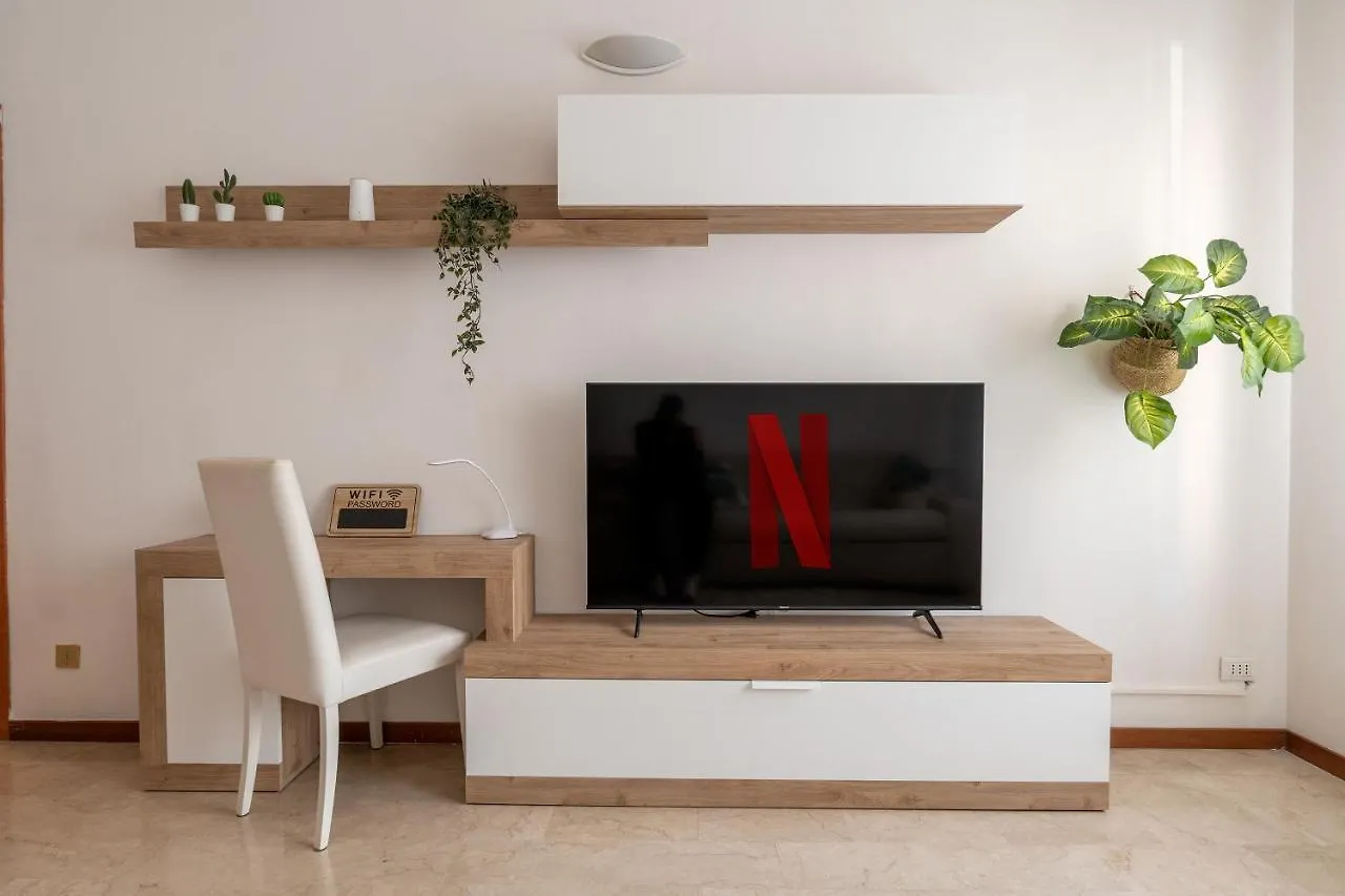 San Siro Big House Wifi Netflix Free Parking Lejlighed Milano Italien